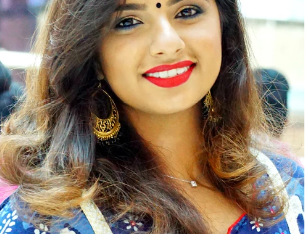 London Trade Body Certified One Day Personalised Makeup Workshop/Online 1 to 1 sessions by Makeup Guru Lekshmi Menon