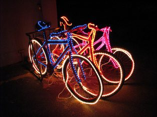 Bike Tyer LED Light with Motion Sensor set of 2 at the price of 200 Rs. Get a 10% discount on bulk order.