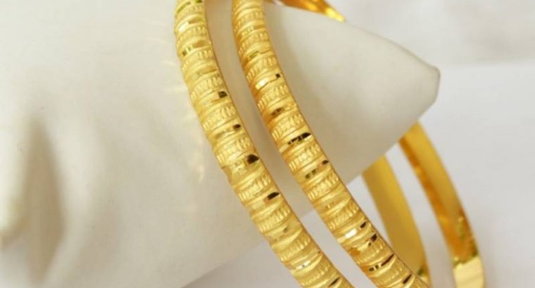 Buy Fashionable Golden Bracelets at Best Price